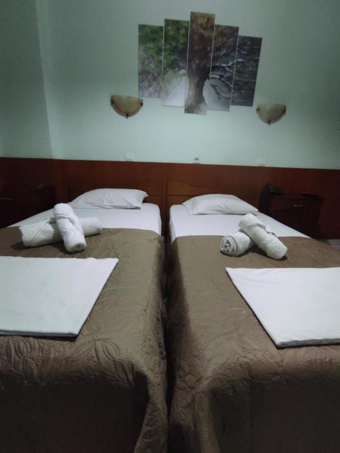 Hotel Elena Edessa Bagian luar foto